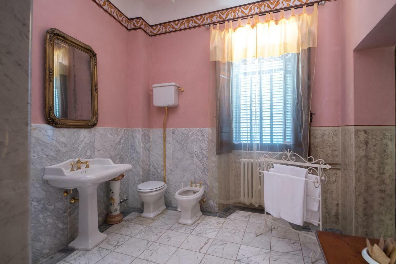 Castello Di Valenzano Villa Arezzo Eksteriør billede