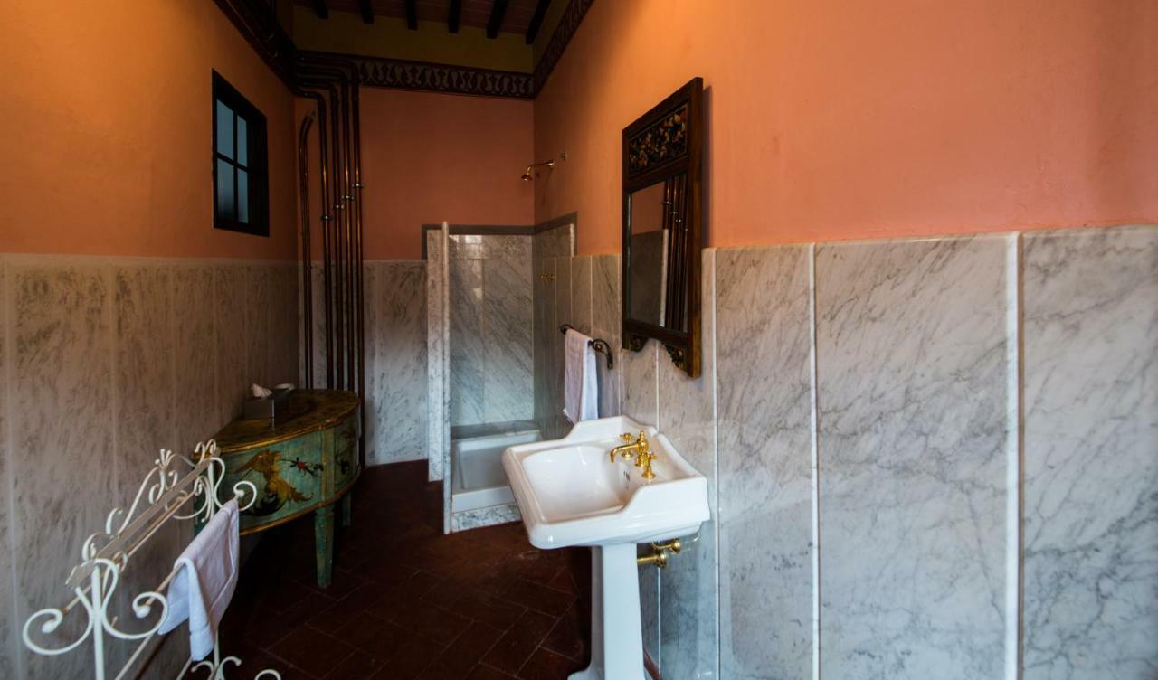 Castello Di Valenzano Villa Arezzo Eksteriør billede